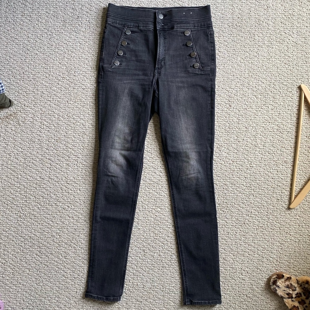 express jeans with button details